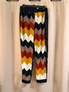 Topia Chevron-Print Joggers in Black, Mustard, Rust, Cream